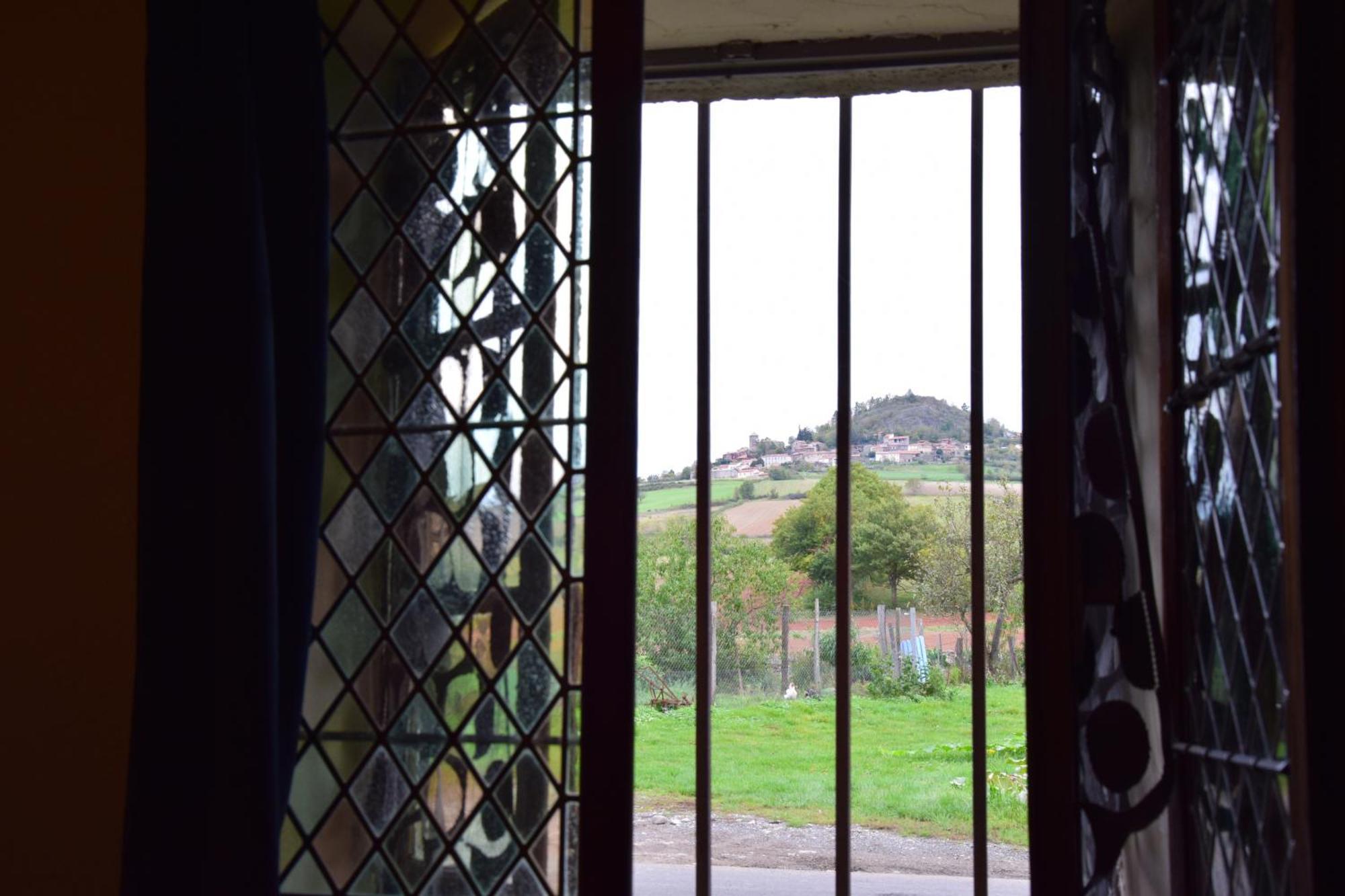 Chateau Des Aiguilles Saint-Rémy-de-Chargnat Oda fotoğraf